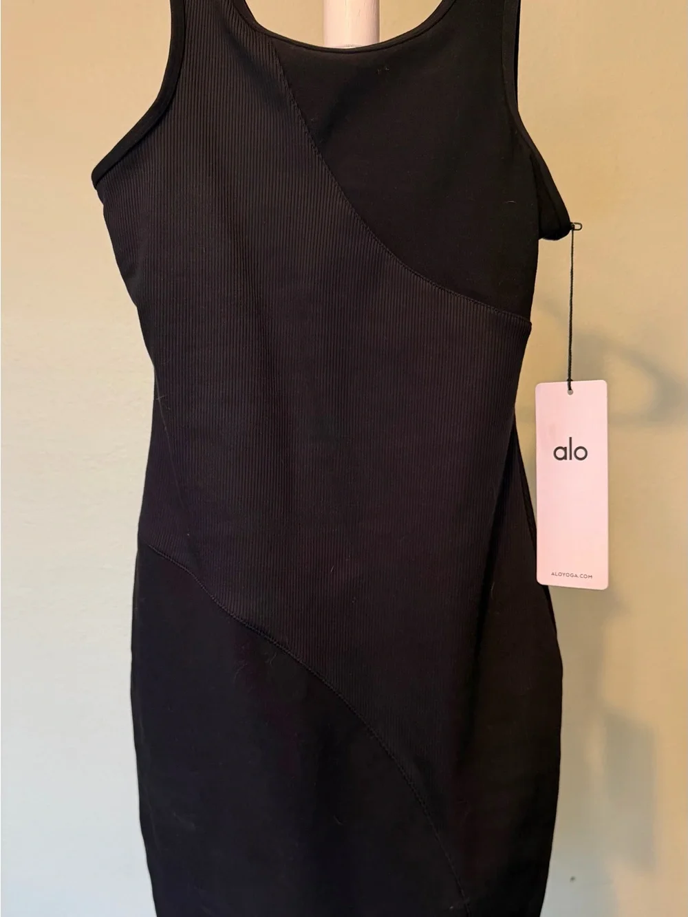 NWT Alo Yoga Alosoft Sunbeam Dress
